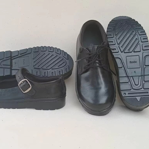 รองเท้าโรงเรียน PU คุณภาพสูง กันน้ำ ทนทานต่อการสึกหรอ ป้องกันการเตะ ดีไซน์เรียบง่าย รองเท้าชุดนักเรียน - Product Image 1