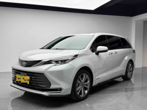 Toyota <span class=keywords><strong>Sienna</strong></span> 2021 2.5L Híbrido Premium, Auto Usado - Product Image 2