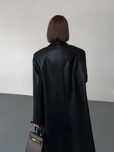 스트리트웨어 패션 2024 Pu 가죽 트렌치 코트 여성 가을 겨울 맥시 최신 디자인 인조 가죽 오버 코트