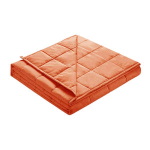 <span class=keywords><strong>Couette</strong></span> chaude et confortable taille personnalisée <span class=keywords><strong>couette</strong></span> poids hybride gravité couverture matelassée - Product Image 2