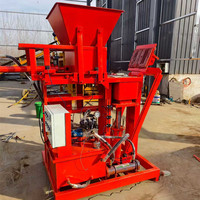 Machine à fabriquer des briques en terre compressée pour pavés