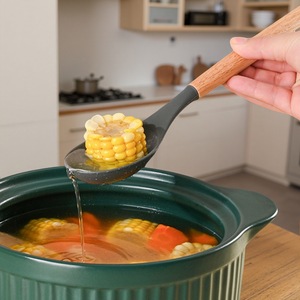 Cuillère de cuisine en silicone avec manche en bois, ensemble d'ustensiles de cuisine multicolores, résistant au four, lavage à la main uniquement, 5 pièces - Product Image 3