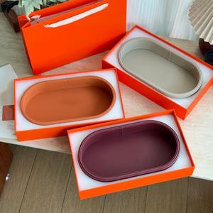 Ensemble de plateaux à thé ovales en bois massif écologiques faits à la main, avec ustensiles, taille et logo personnalisables, idéal pour les cadeaux (vente en gros) - Product Image 1