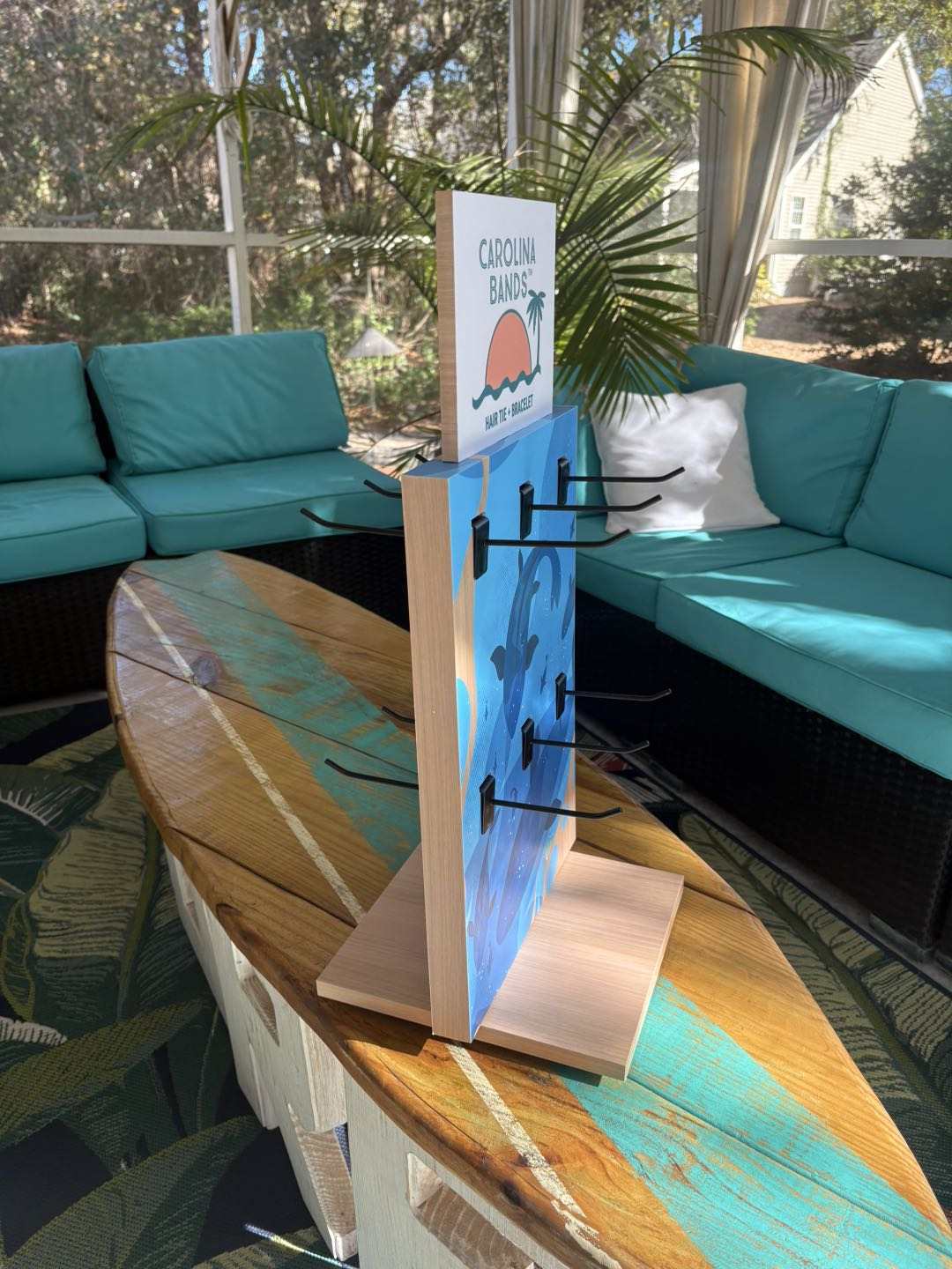 Customized Sturdy Rotating Bracelet Display Stand with Hooks for Gift Shops, Jewelry Stores Ocean Beach Themes Shelves