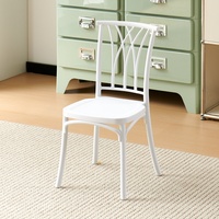 Chaise d'enfant empilable moderne en plastique PP, avec conception de sécurité, pour la maternelle et la salle à manger – Vente en gros usine OEM/ODM