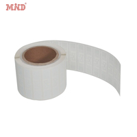 Etiqueta RFID Uhf con incrustaciones húmedas de 70*14mm UCODE 9 Chip para gestión de inventario