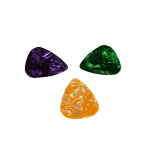 Nhà sản xuất bán buôn miếng gảy đàn guitar thiết kế mới, độ dày khác nhau, in logo tùy chỉnh, chất liệu celluloid - Product Image 2