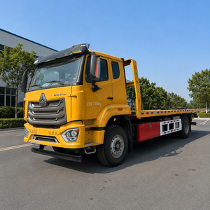 Camion de dépannage à plateau plat HOWO 4x2, véhicule de récupération léger avec treuil pour le sauvetage en cas d'accident automobile et l'assistance routière - Product Image 2