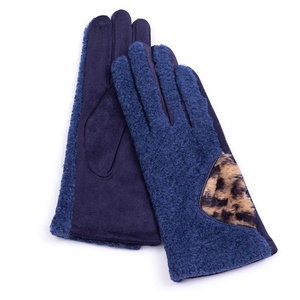 Hot Sell Faux Sheep Shorn-pile Splicing With <strong>Leopard</strong> <strong>Print</strong> Fabric <strong>Gloves</strong> for Women Winter Warm Windproof Touchscreen <strong>Gloves</strong> - Product Image 4