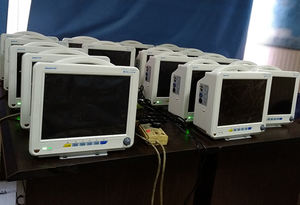 <span class=keywords><strong>Monitor</strong></span> multiparametrico veterinario portatile con defibrillatore ICU grado di diagnosi dei segni vitali per la cura degli animali - Product Image 4