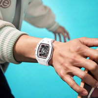 Montre pour homme ultra-fine en alliage, élégante et unique, cadran à aiguilles lumineuses, bracelet en silicone, forme de barillet, quartz, résistante à l'eau 30M