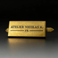 Étiquette de nom en métal gravée avec logo personnalisé en alliage de zinc avec épingle pour sac à main, bagages