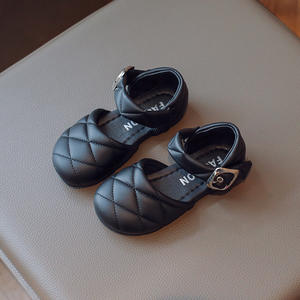 2026 primavera nuovi sandali da principessa per bambine scarpe in pelle di pane cavo per l'estate - Product Image 6