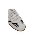 Chaussures plates décontractées élégantes pour femmes avec empeigne en PU et semelle extérieure en TPR, 100 % confortables pour toutes les saisons, nouvelle collection, style marche chinois