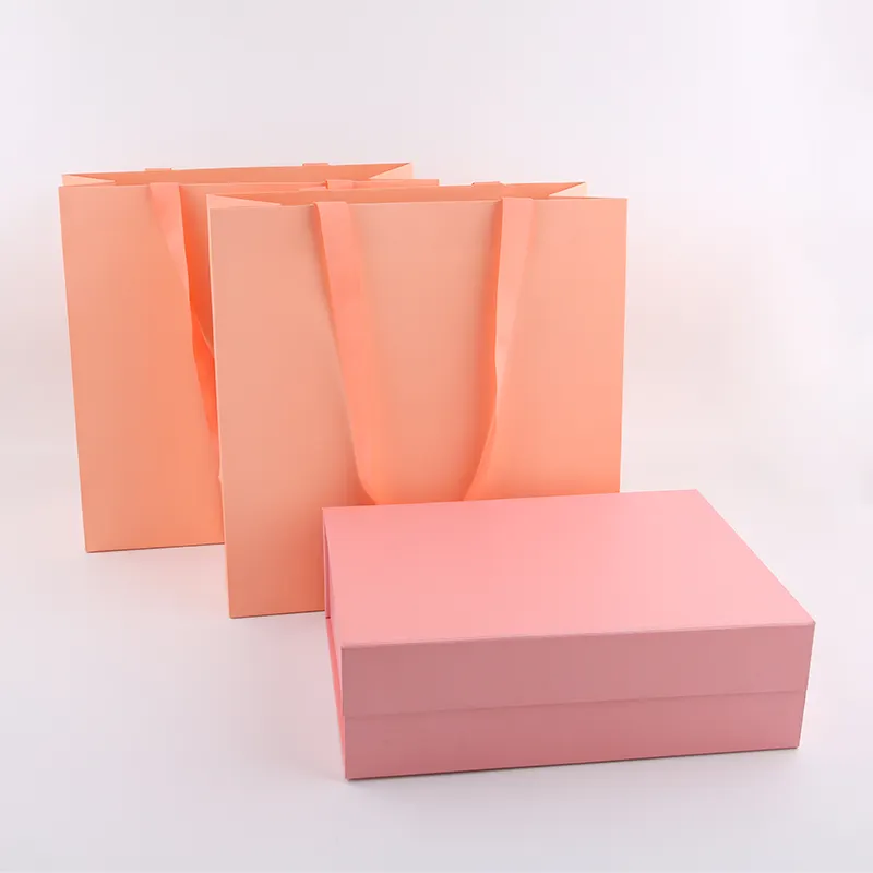 BTO custom printing logo regalo shopping goffratura sacchetti di carta di lusso con manico a nastro sacchetti di carta per scarpe abbigliamento packaging