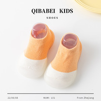 Chaussettes et chaussures pour bébé fille et garçon, logo personnalisé de haute qualité, semelles en caoutchouc, coton, antidérapantes, pour bébé et tout-petit