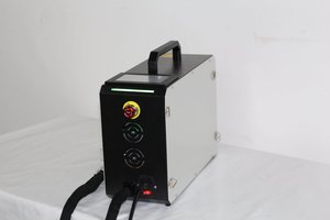 Máquina de Limpieza Láser Portátil de 300W/500W Tipo Mochila con Fibra para Eliminar Óxido de Metal, Marca Privada, Venta al Por Mayor - Product Image 4