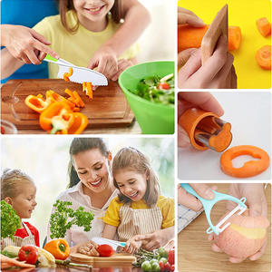 Ensemble d'outils de cuisine personnalisables pour enfants 14 pièces comprend un tablier pour enfants, un couteau en bois en plastique pour enfants, une planche à découper, un tablier - Product Image 4