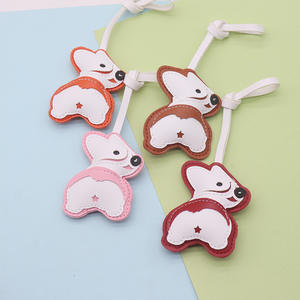 จี้คอร์กี้ก้นสุนัขให้รั่วพวงกุญแจหนัง DIY ของขวัญแฮนด์เมดคู่สังกะสีอัลลอยเบอร์แมนแบรนด์ขายส่ง - Product Image 4