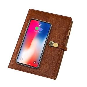 Cao Cấp <span class=keywords><strong>2025</strong></span> Sang Trọng Quà Tặng Công Ty Cổ Điển Tạp Chí 6 Vòng Chất Kết Dính Kế Hoạch Nhật Ký Với Powerbank Thông Minh Máy Tính Xách Tay Với Bộ Sạc - Product Image 2