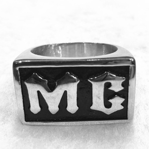 Anillo de Acero Inoxidable de Alto Brillo para Club de Motociclistas MC, con Esmalte Negro, Accesorios de Joyería - Product Image 1