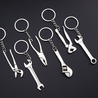 Porte-clés en métal avec logo en zinc, personnalisable, breloques pendentifs pour souvenirs touristiques et cadeaux promotionnels