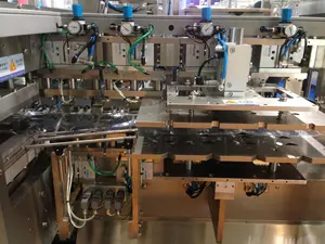 पूरी उत्पादन लाइन में कोई मृत क्षेत्र पूरी तरह से स्वचालित जैव प्रौद्योगिकी iv जलसेक बैग भरने वाली सीलिंग मशीन