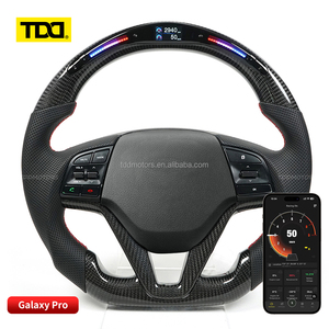 Volant en carbone TDD LED pour Hyundai Genesis Coupé 2010-2016 - Product Image 2