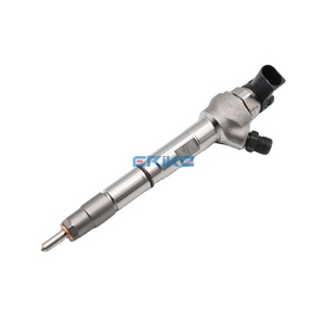 <span class=keywords><strong>Inyector</strong></span> Common Rail 0445110368 03L130277Q 0445 110 368 Piezas de <span class=keywords><strong>Bomba</strong></span> Inyectora Diesel 0 445 110 368 para Audi Skoda <span class=keywords><strong>2.0</strong></span> <span class=keywords><strong>TDI</strong></span> - Product Image 1