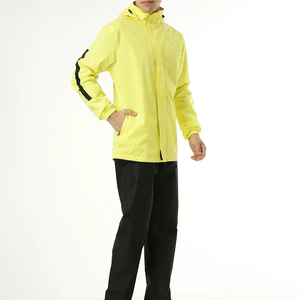Chaqueta Impermeable Fluorescente Amarilla, Ligera, Cortavientos, con Capucha, Color Personalizado, Ropa de Trabajo para Exteriores - Product Image 2