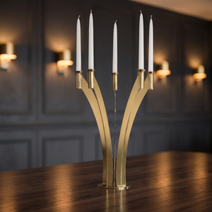 Porte-bougie décoratif moderne en métal doré à cinq lumières pour table à manger, décoration intérieure, centre de table, accent d'intérieur - Product Image 5