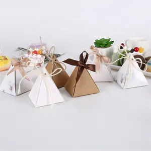 Kotak Permen Manis Kotak Coklat Segitiga Pernikahan Bayi Kotak Piramida Pita Grosir untuk Pesta dengan Busur