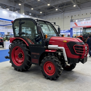 Tractor Agrícola Compacto de 70HP 4WD con Cabina Cerrada, Motor Especializado para Uso en Invernaderos, Alta Productividad, Equipado con Múltiples Herramientas - Product Image 3