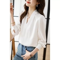 Chemise à col en V pour femmes pour le printemps, l'automne et l'été, couleur unie, bouton sur le devant, design simple, style mature, haut