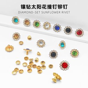 Adornos de diamantes de imitación con forma de flor, parte trasera plana, para coser, motivos de aleación para bolsos y ropa interior KQ 815 - Product Image 4