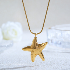 Collar con Colgante de Estrella Chapado en Oro 304 316, Cadena de Serpiente de Aleación, Joyería Minimalista para Uso Diario para Mujer - Product Image 2
