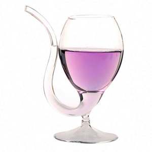 Prix d'usine Verre à vin rouge en verre borosilicate transparent de haute qualité avec paille, design original, 501-600ml, pour les fêtes - Product Image 5