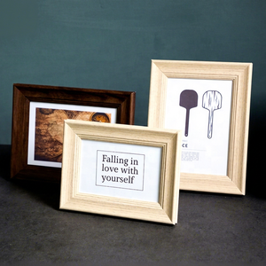 Cadres photo en bois de style européen de haute qualité, gravés avec logo, par Indian Handicraft Vintage Life Inc. – Décoration et utilité, vente en gros - Product Image 1