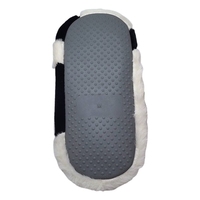 Chaussons d'hiver unisexes pour hommes, femmes et enfants, design vache de dessin animé, antidérapants, en peluche et fourrure, chauds, à bout fermé, doux et respirants