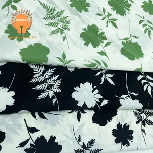 Stock Hot Sale 100% Polyester Free Sample 160cm180gsm Fabric Printing Jacquard Digital Print Fabric Suitable For Clothes