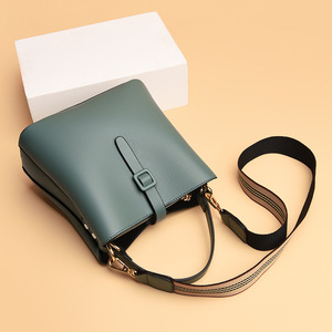 Latest Wholesale Popular Handbags Luxury Bags <b>Purses</b> for Female Crossbody Bags Tote Bag - Product Image 6