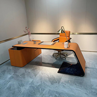 Bureau design italien Bureau moderne en cuir orange avec placage de bois bleu Bureau moderne