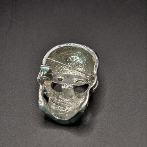 Épinglette en alliage de zinc plaqué <span class=keywords><strong>nickel</strong></span> de haute qualité, incrustée de cristaux, motif squelette, pour festival rock, concert, club, souvenir - Product Image 5