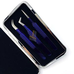 Pince à épiler professionnelle japonaise en acier inoxydable pour cils, pointue, avec logo personnalisé, couleur bleu métallisé, pour extensions de cils volume - Product Image 3