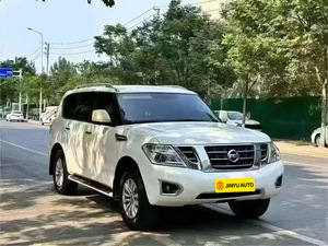 <span class=keywords><strong>Nissan</strong></span> Patrol 4.0L V6 Elite Edition <span class=keywords><strong>SUV</strong></span> <span class=keywords><strong>4x4</strong></span> d'occasion de 2018, capacité tout-terrain, faible kilométrage - Product Image 3
