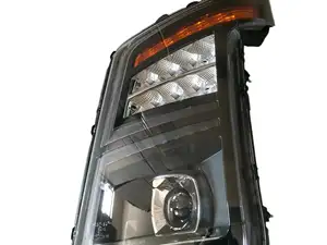 Acessórios de carroceria de caminhão de alta qualidade adequados para Dayun Xianglong 24V combinação de luz frontal
