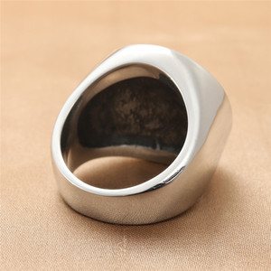Anillo de estrella de cinco puntas de acero de titanio para hombre, joyería informal de estilo punk plateada 213012 - Product Image 3