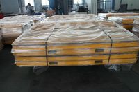Akses yang nyaman Manual operasi Dock Leveler desain gudang Memuat ramp untuk forklift piring & papan