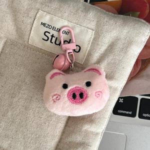 พวงกุญแจหมูน้อยน่ารักพร้อมกระดิ่งโลหะ ตุ๊กตาสัตว์น่ารักนุ่มนิ่ม ผ้าเนื้อนุ่ม ตกแต่งกระเป๋า ของตกแต่งการ์ตูนขนาดเล็ก - Product Image 6