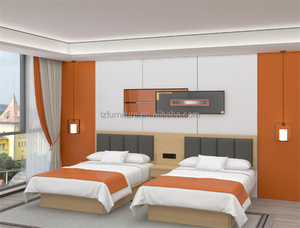 Juego de Muebles de Madera Sólida de Alta Calidad para Habitación de Hotel con Cama Doble y Colchón, Cabecera Tapizada y Mesitas de Noche para Hoteles de 3 Estrellas - Product Image 6